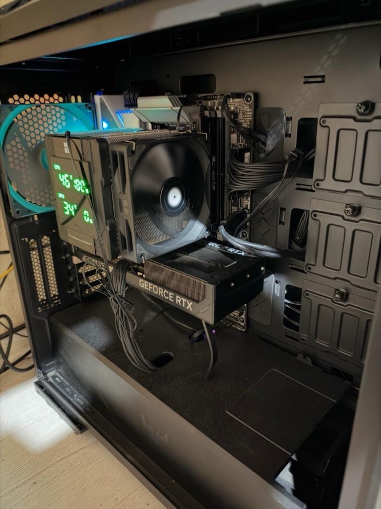 SATILIK GAMING PC | RYZEN 7 7800X3D | RTX 5070 12 GB | X670E - 2