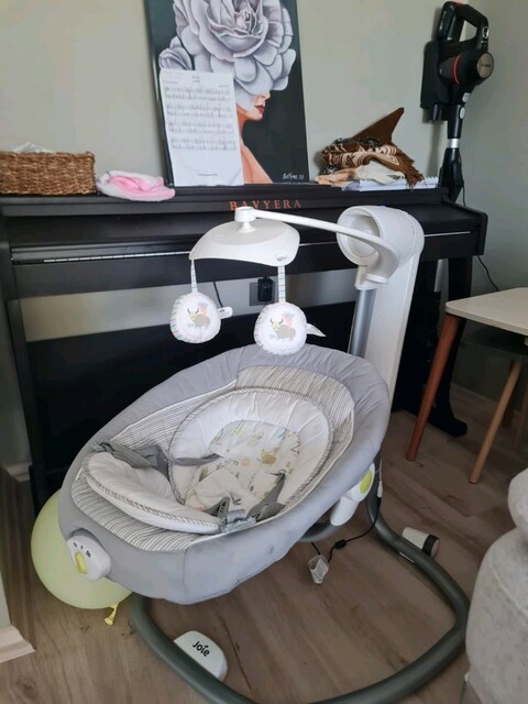 Joie Ana Kucağı / Elektrikli Sallanan Bebek Koltuğu – Temiz ve Sorunsu