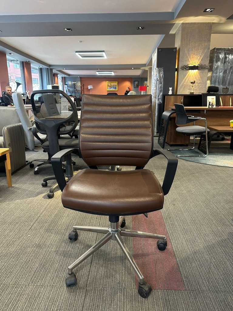 KLAS OFİS ÜSKÜDAR SIFIR KAHVERENGİ DERİ ÇALIŞMA KOLTUĞU