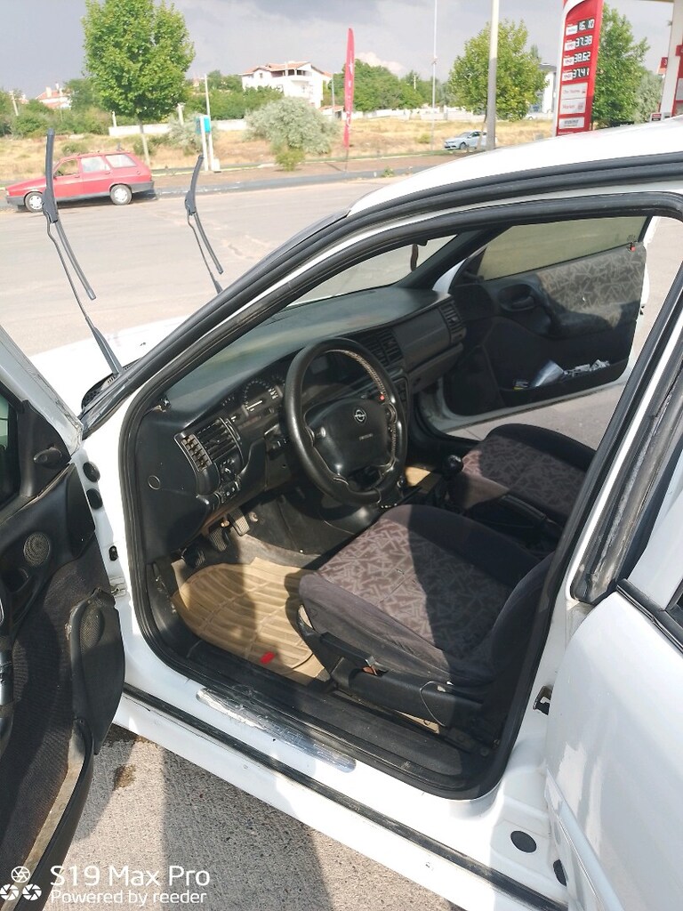 Opel Vectra - 20