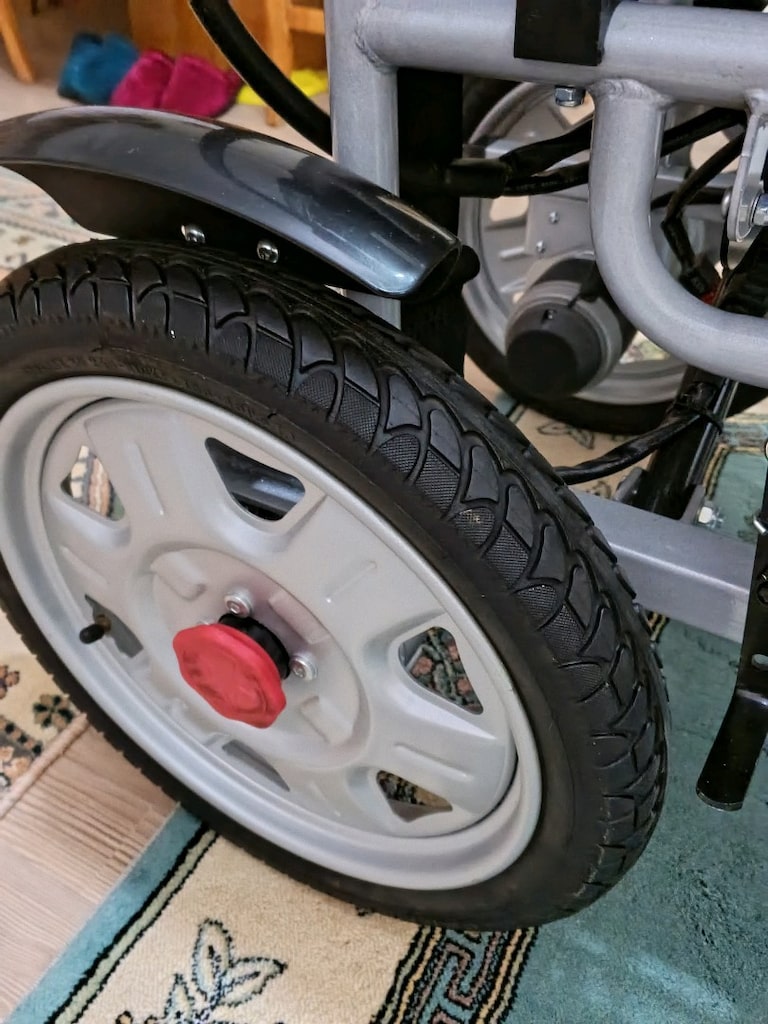 sıfır Engelli elektirikli sandalye kulanılmadı evden dışarı çıkmadı - 13
