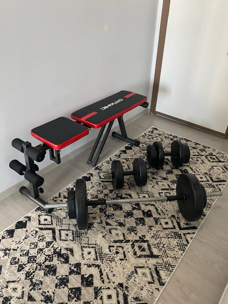 Bench sehpası ve dambıl seti - 5