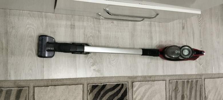 Philips XC 7043 dikey Süpürge - 2