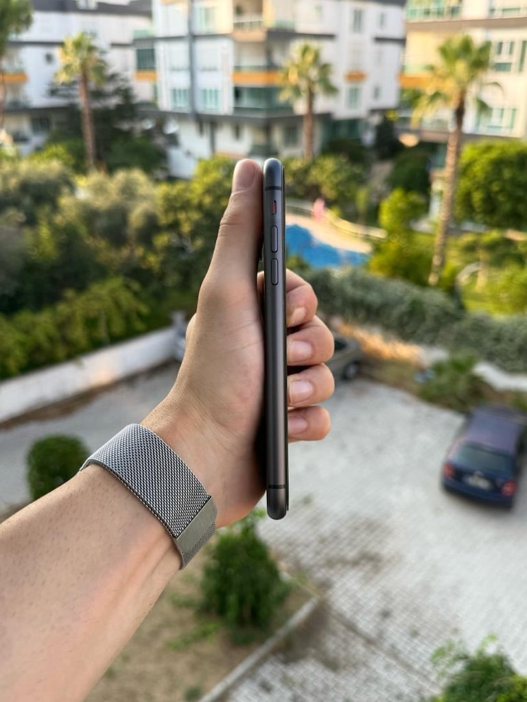 İPhone 11 64GB Hatasız - 2