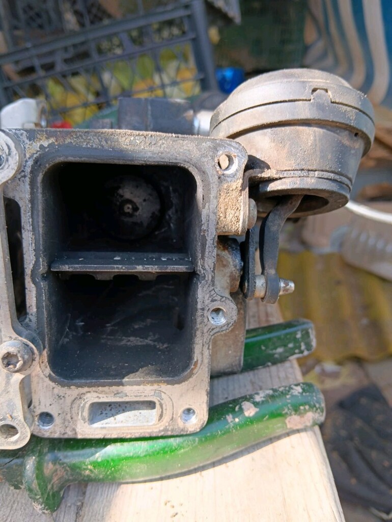 Volkswagen grubu vahler marka EGR sistemi - 7