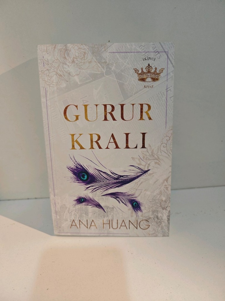 Ana Huang... gurur kralı.. öfke kralı.. hırs kralı. - 4