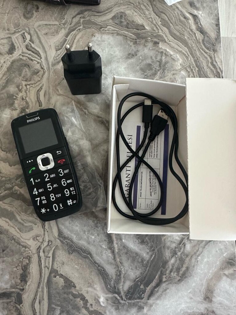 Philips S200 Tuşlu Cep Telefonu - 3