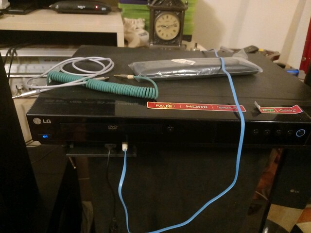 LG HT903 DVD RECEIVER