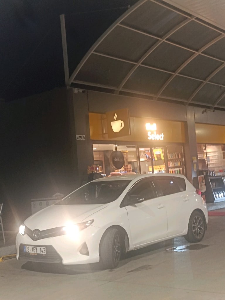 Toyota Auris 1.33 life paket 203 binde - 2