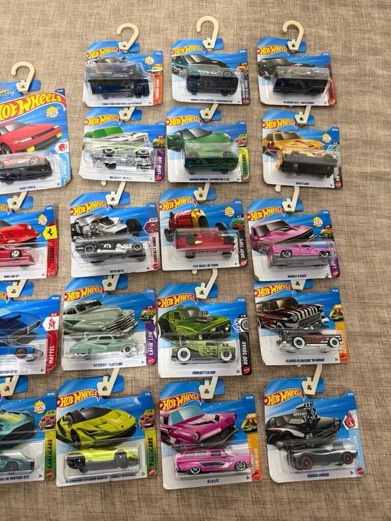 hot wheels birsürü - 2