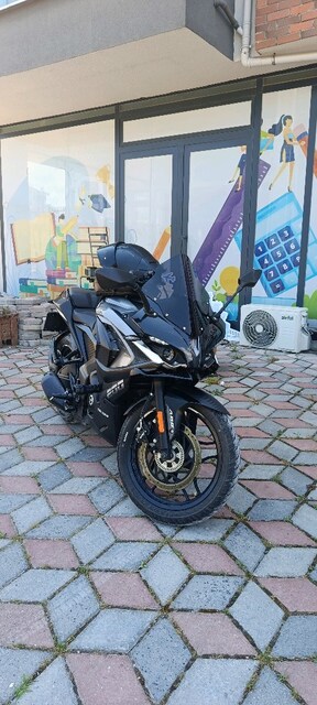 PULSAR RS 200