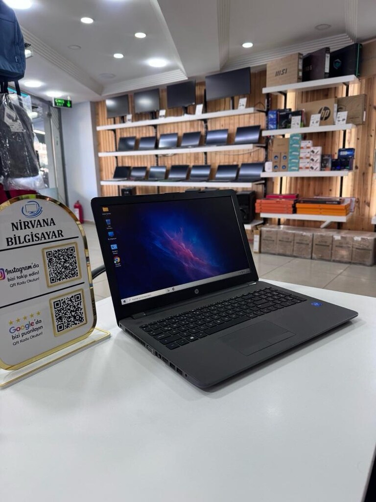 HP PAVİLİON LAPTOP / UYGUN FİYAT - 9