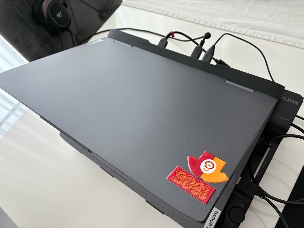 Lenovo loq 3050 oyuncu laptop - 5