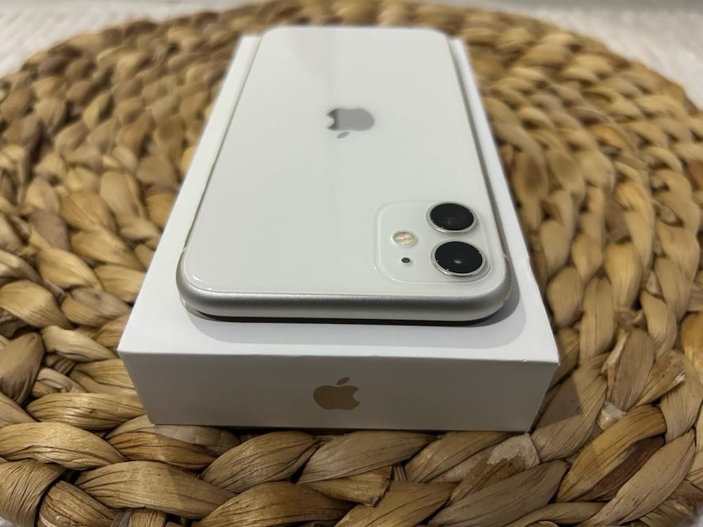 İlk Sahibinden Bayandan İphone 11 128GB - 4