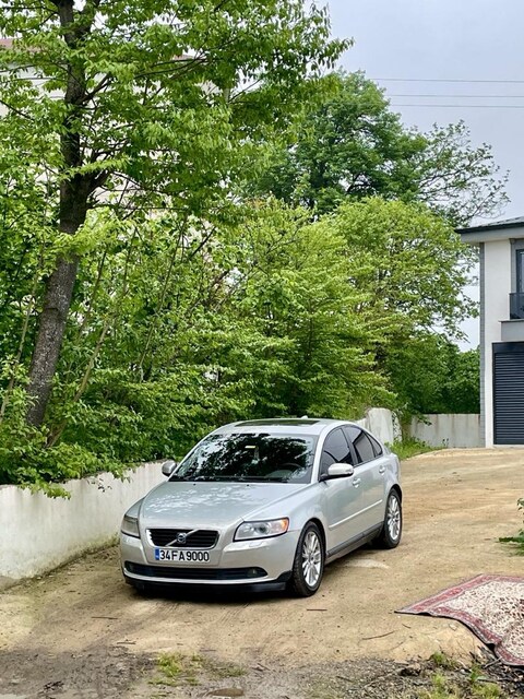 Volvo S40