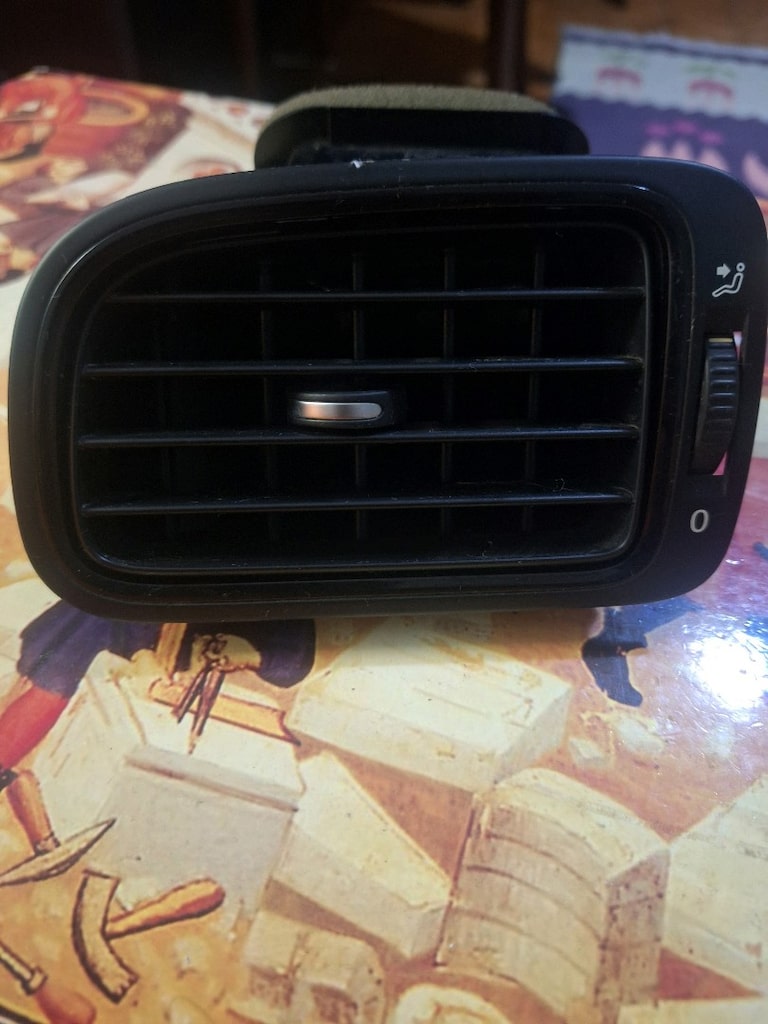 VOLKSWAGEN POLO SOL KALORİFER IZGARASI - 2