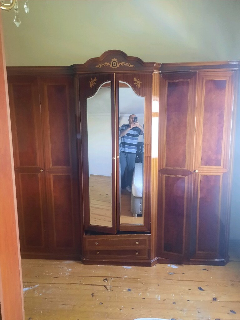 gardırop,tuvalet masası, komidiin - 2