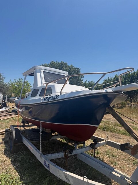 liman yeri ile birlikte satılık tekne