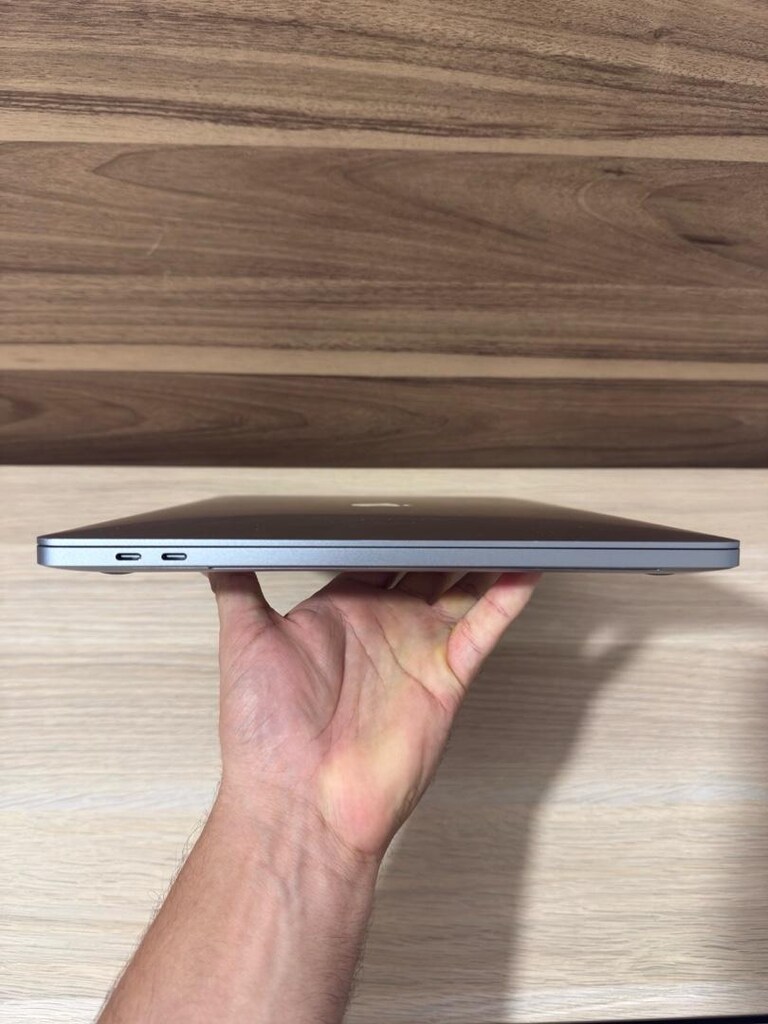 MacBook Pro / i7 / 16 inç / 16 GB Ram / 512 GB Ssd - 5