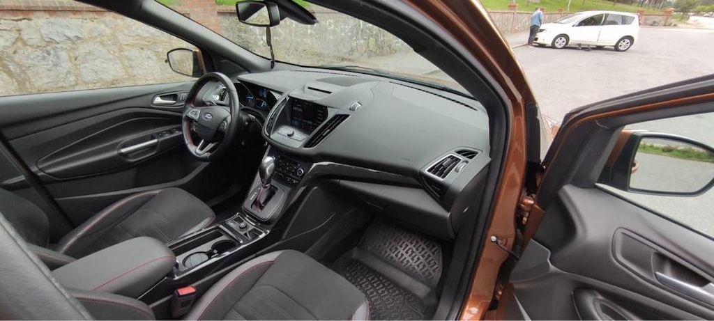 FORD KUGA 1.5 TDCi ST-LINE / PANORAMİK CAM TAVAN - 15