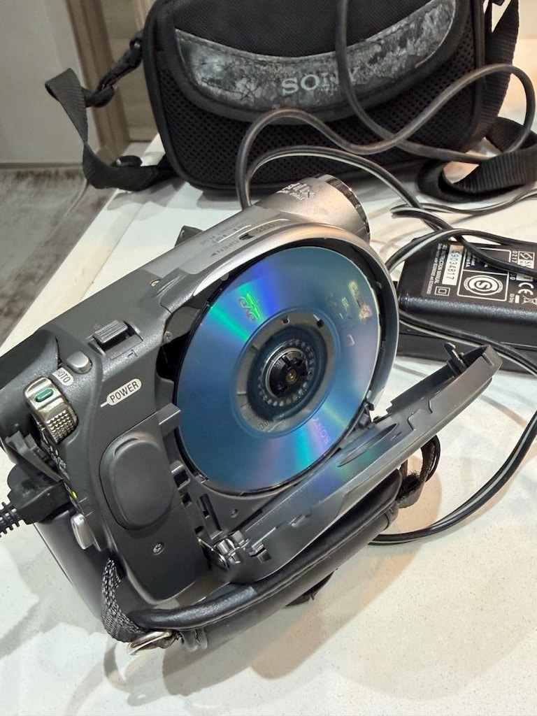 SONY DCR-DVD105E KAMERA - 6