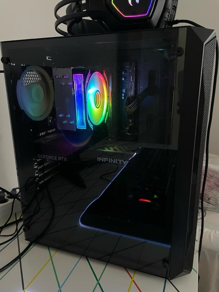 SIFIR//GARANTİLİ//RYZEN 5 7500X3D GAMİNG PC - 8
