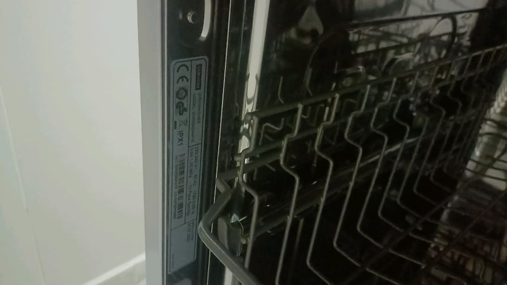 Sıfır Ayarında Samsung DW60M5044FW - Sadece 1-2 Kez Yıkadı - 7