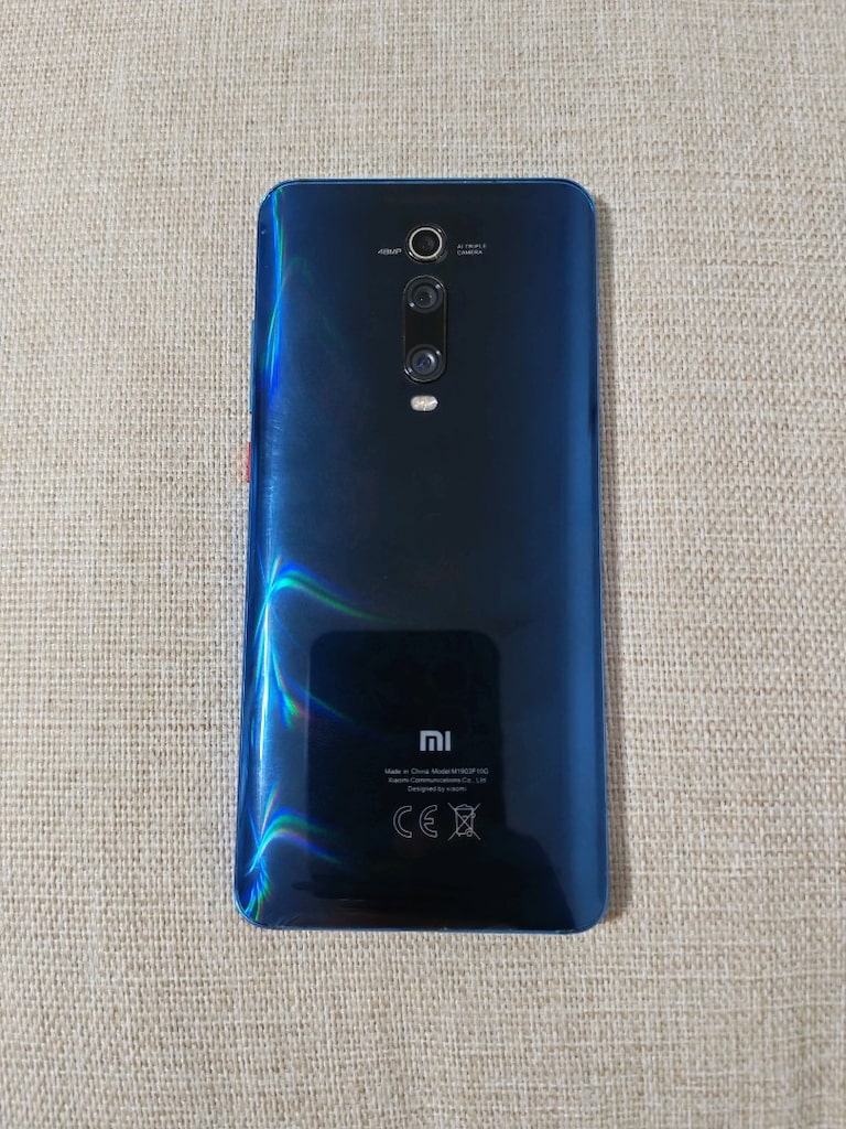 Xiaomi Mi 9T 128gb hafiza 6gb rem düz redmi modeli degildir son 4000tl - 2