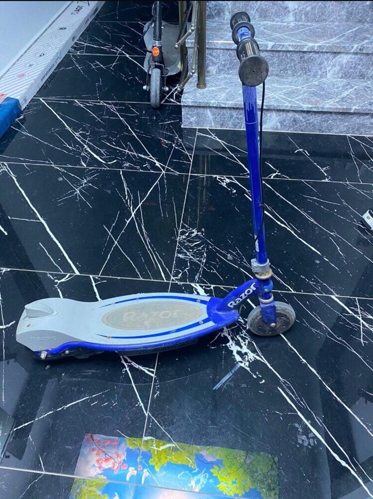 Razor elektrikli scooter - 3