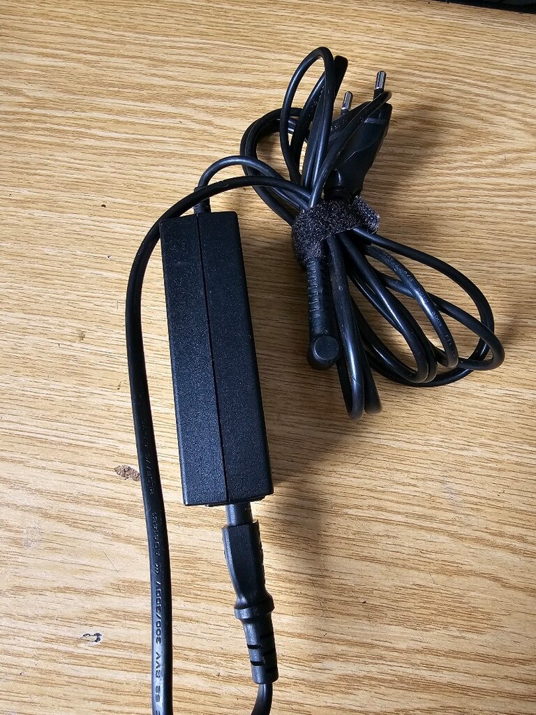 TOSHIBA 19V 3.42A LAPTOP ADAPTÖR - 7
