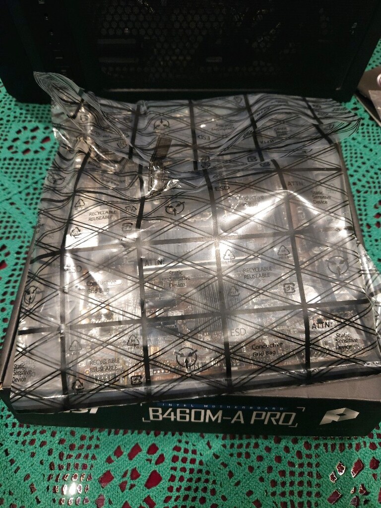 MSI B460M-A PRO LGA 1200 Intel Anakart - 7
