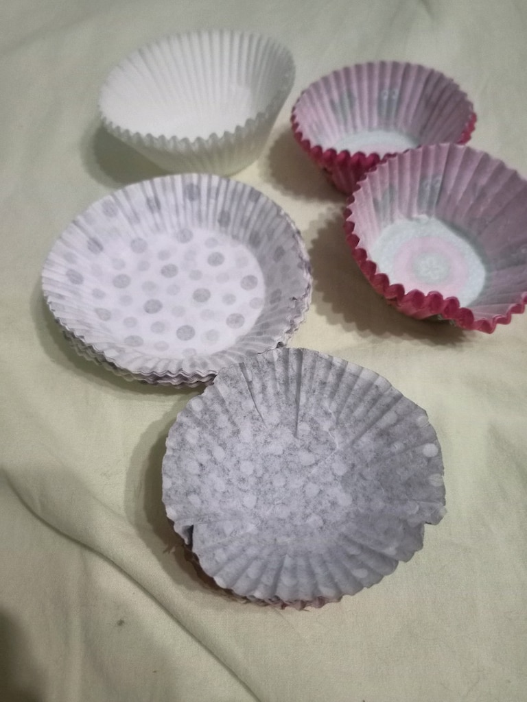 muffin veya cupcake pişirmek için kullanılan tek kullanımlık - 4