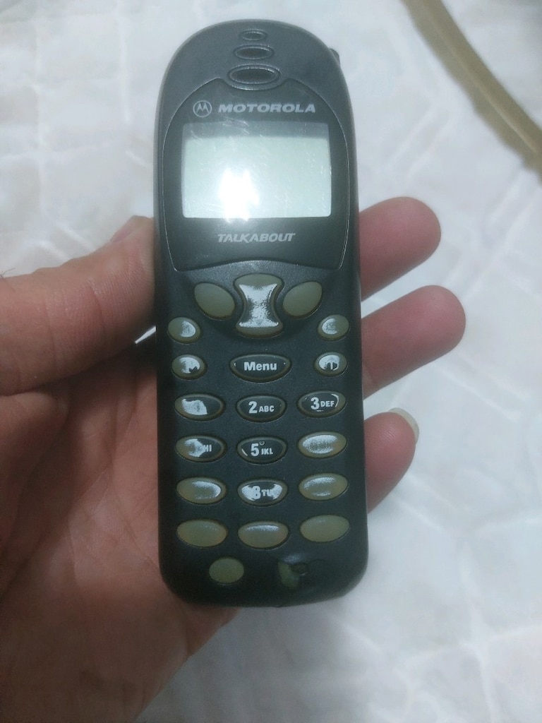 Motorola tuşlu cep telefonu. pili bitik - 8