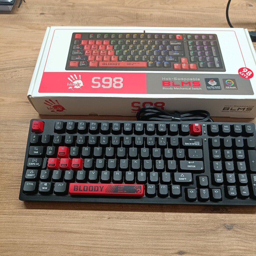 A4Tech Bloody S98 FIRE BLACK Hot Swappable Kablolu RGB Mekanik Gaming - 7