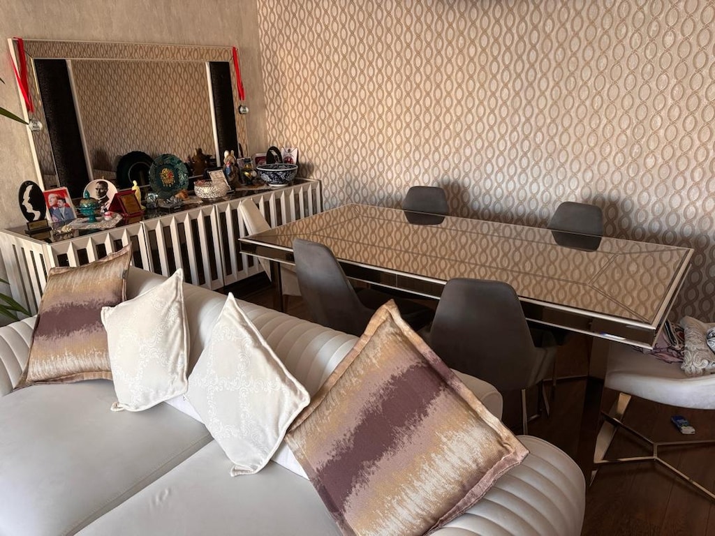 Salon Takımı Koltuk Takımı ve Yemek Takımı