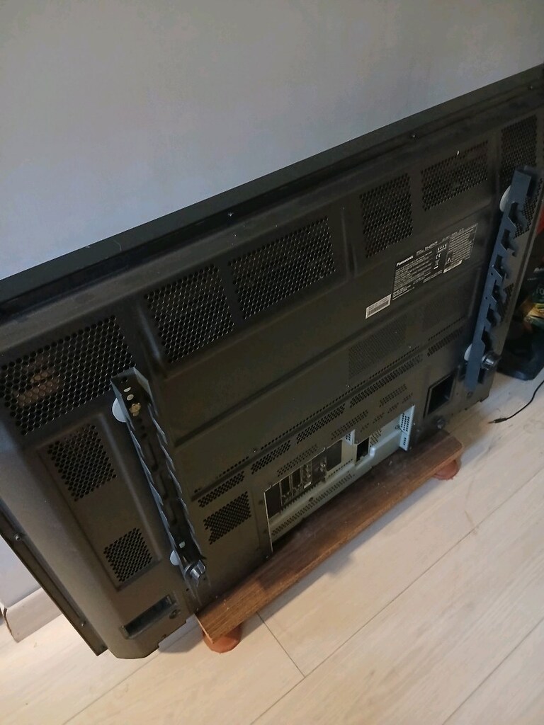 PANASONİC VİERA PLAZMA TV - 4