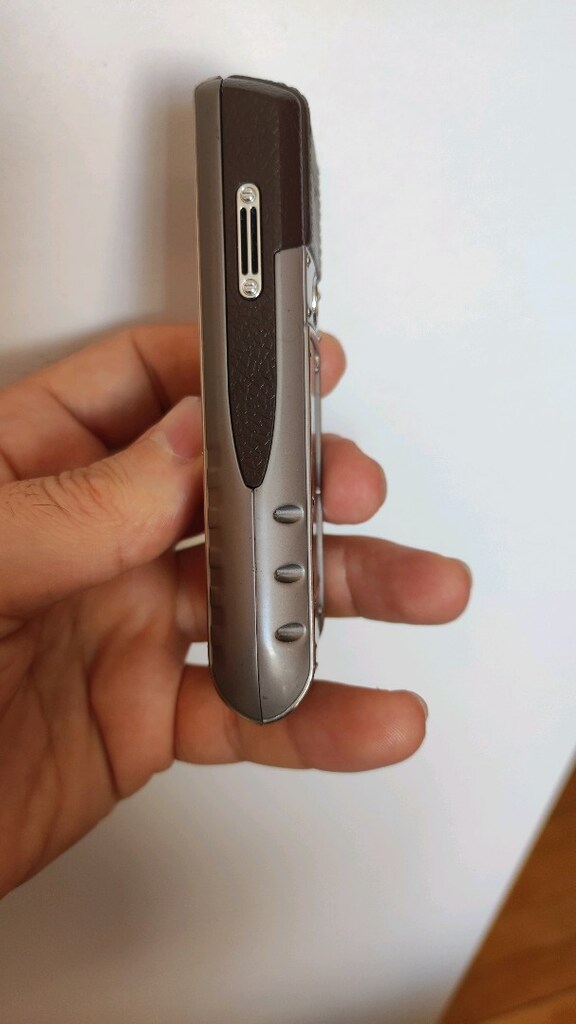 Vertu Signature - 2