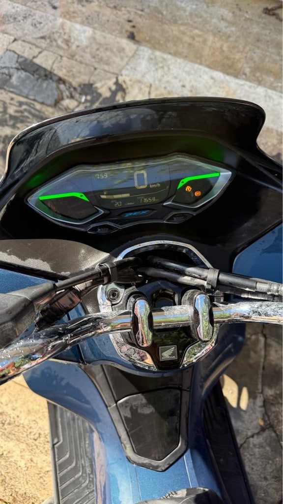 PCX - 2