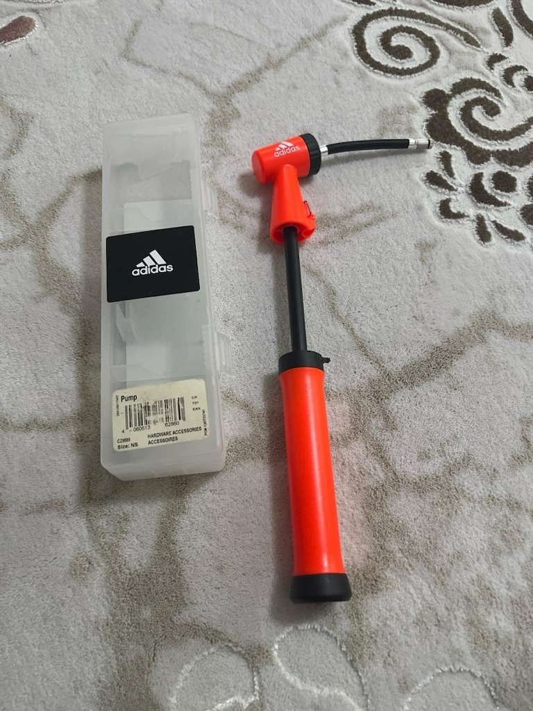 Adidas pompa - 2