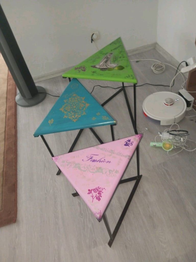 uclu sehpa cok saglam ayaklari metel - 3