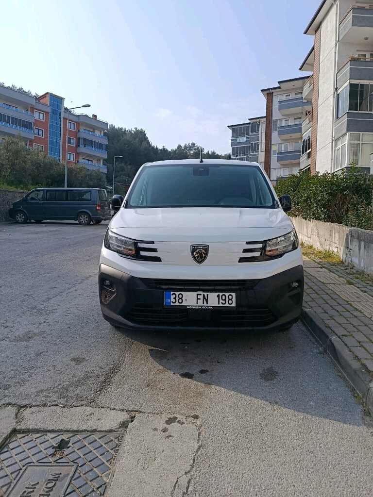PEUGEOT PARTNER (HATASIZ, BOYASIZ) 3 BÖLGE KAMERALI, ÇELİK JANT - 2