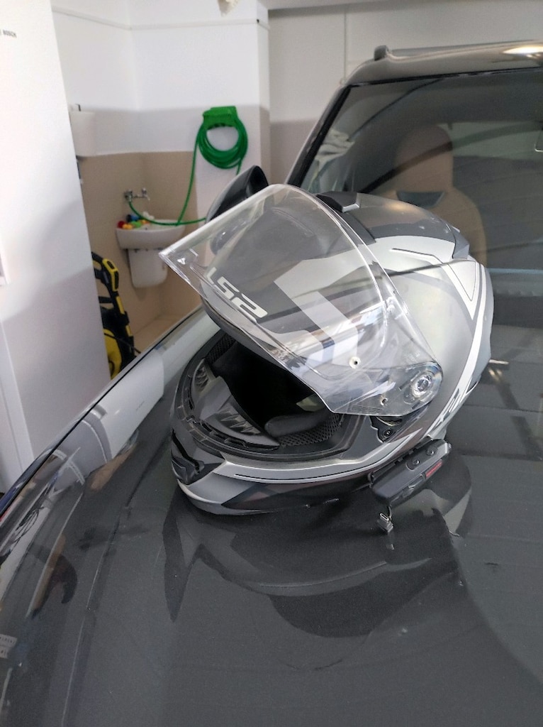 TEMİZ HASARSIZ LS2 KASK+ İNTERCOM - 2