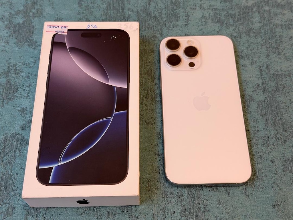 iPhone 16 Pro Max 256GB 9 ay Apple TR garantili hatasiz pil 92 - 2
