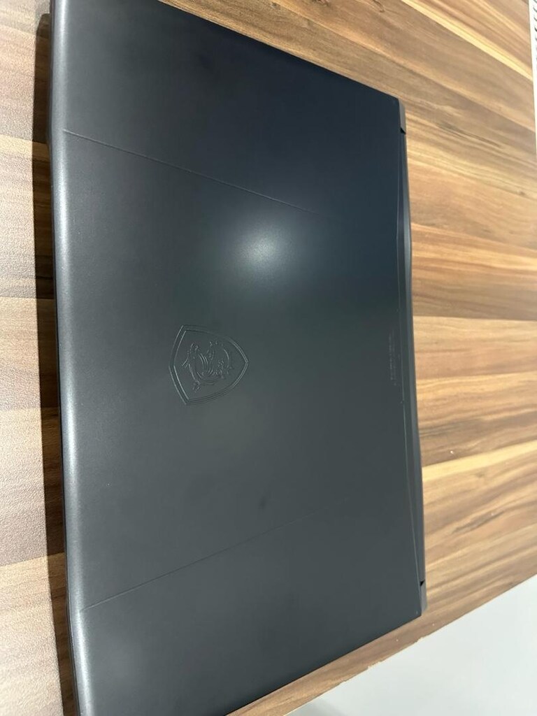 MSI Katana17 B13V 4050 512 SSD 16GB RAM - 9