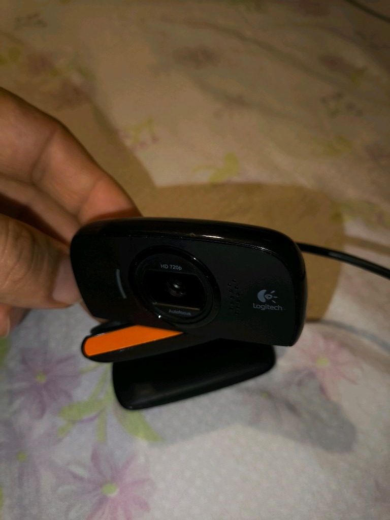 Logitech HD Webcam C525 - 4