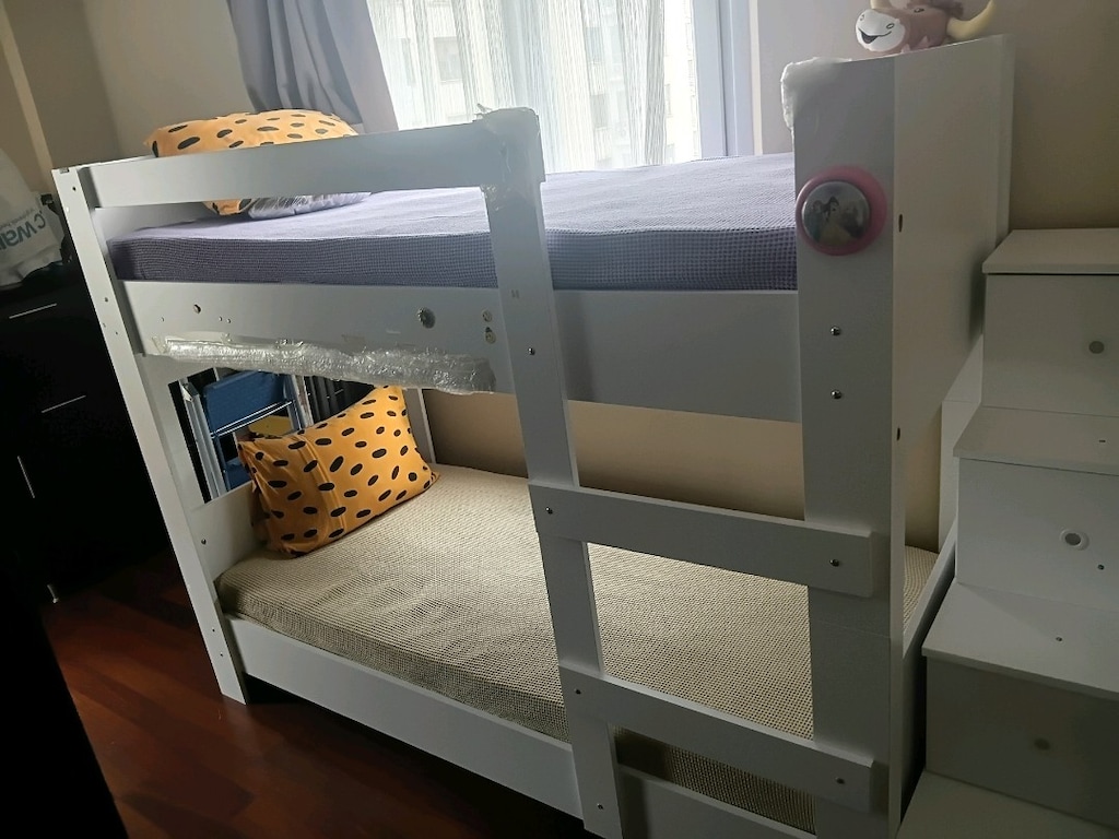 Çok az kullanılmış ranza + 2 yatak - 2