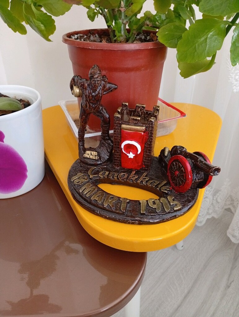 Çanakkale Seyit onbaşı, kalemlik ve dekor, dizayn. - 2