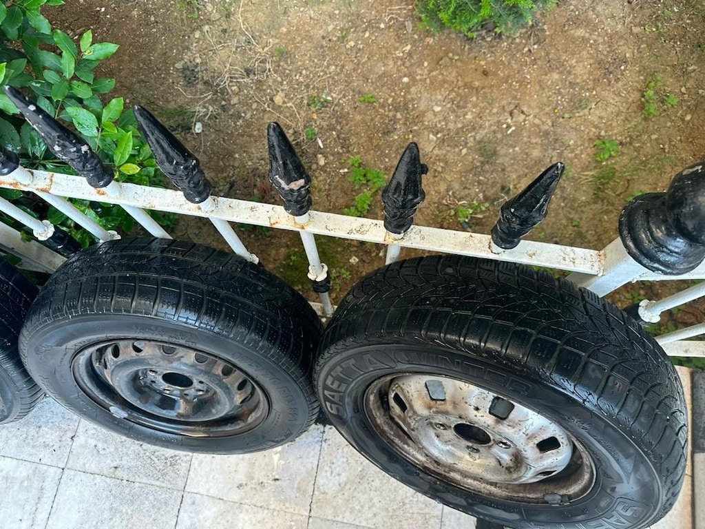 Teneke jant lastik takımı 1.Adet SAETTA 1.Adet vinter 1.Adet petlas - 5