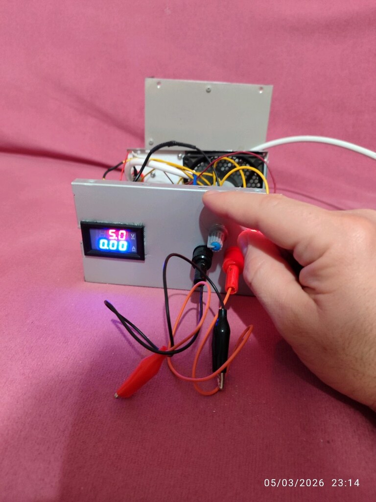 ayarlı0.8 13.5 volt Mak 4 amper göstergeli adaptör 1000tl - 4