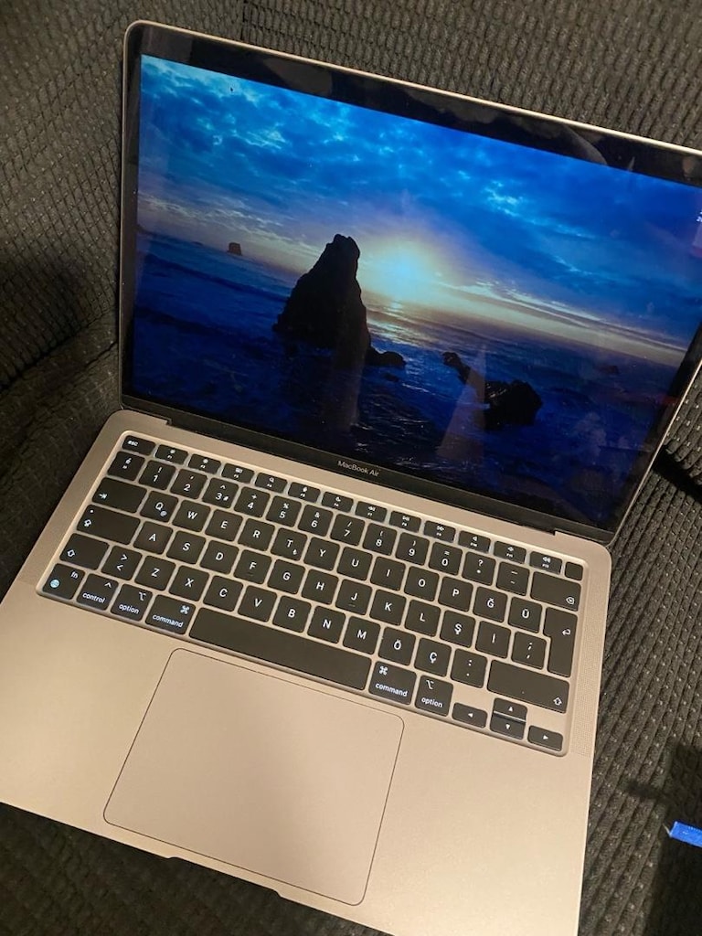 MacBook Air 13” 2020 M1 - 2